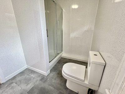 105 Sid Bathroom