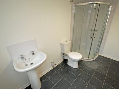 110 Brighton Bathroom